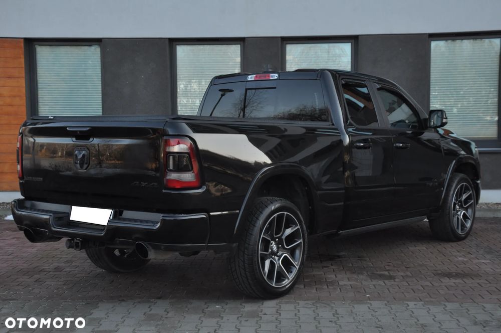 RAM 1500 5.7 Crew Cab Longbed Laramie Chrome - 5