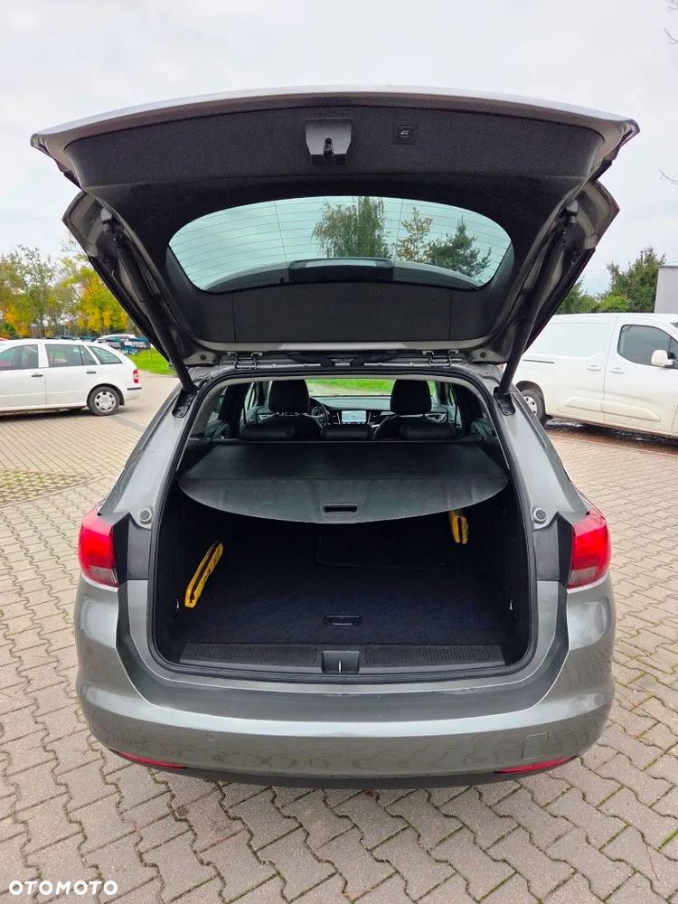 Opel Astra 1.4 Turbo Start/Stop Innovation - 11