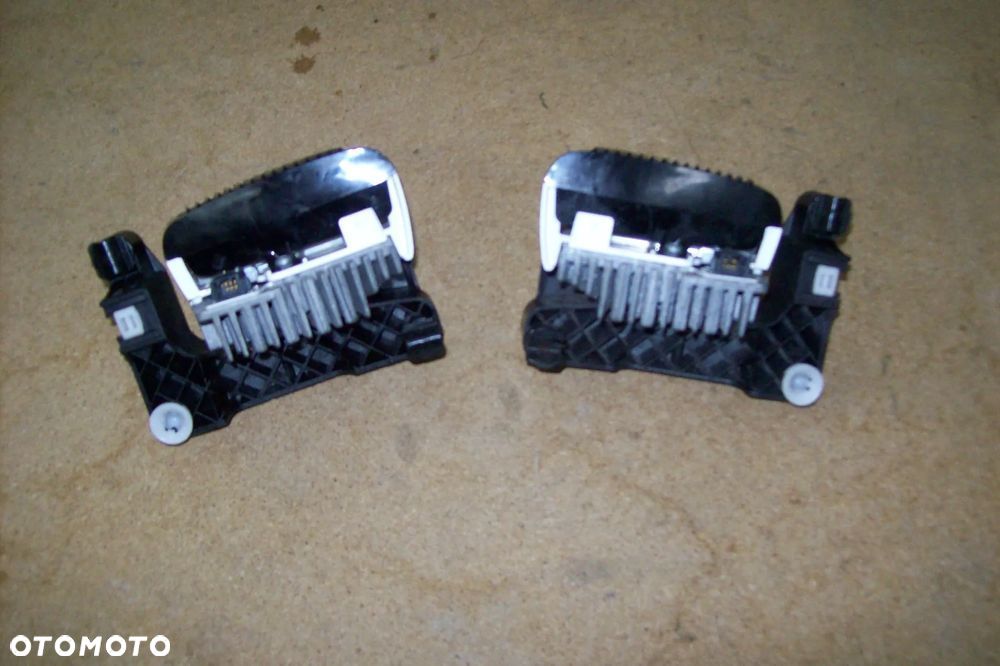 halogeny led lewy i prawy renault megan iv - 4