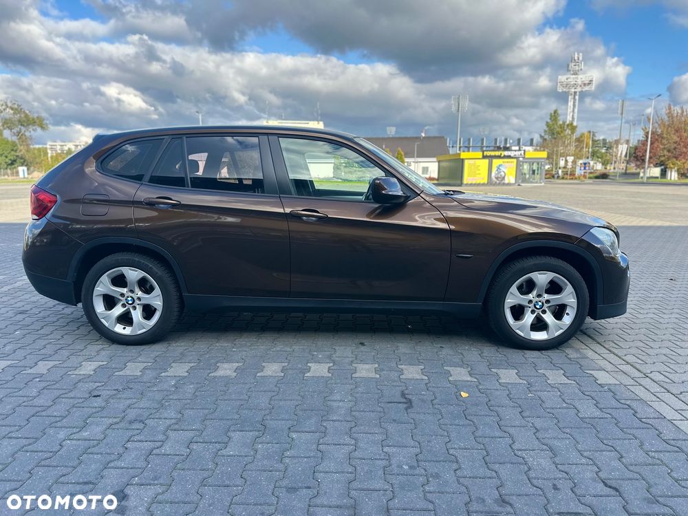 BMW X1 xDrive18d xLine - 3