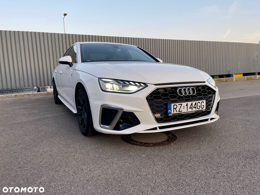 Audi A4 ver-40-tfsi-mhev-s-line-s-tronic - 9