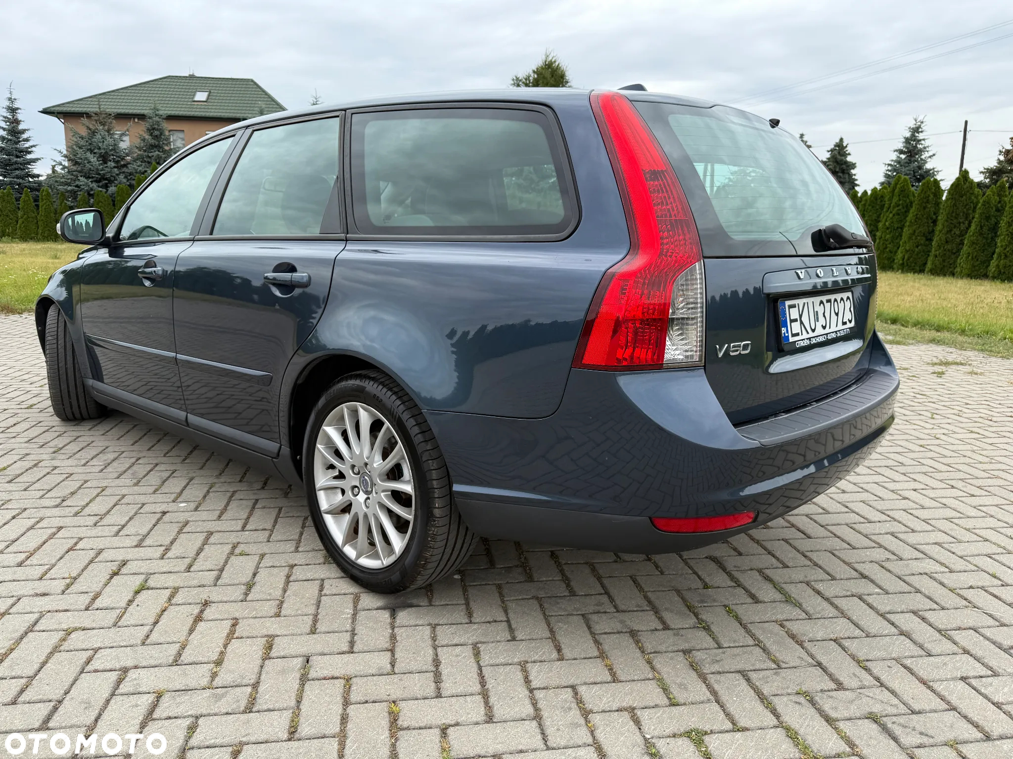 Volvo V50 - 14
