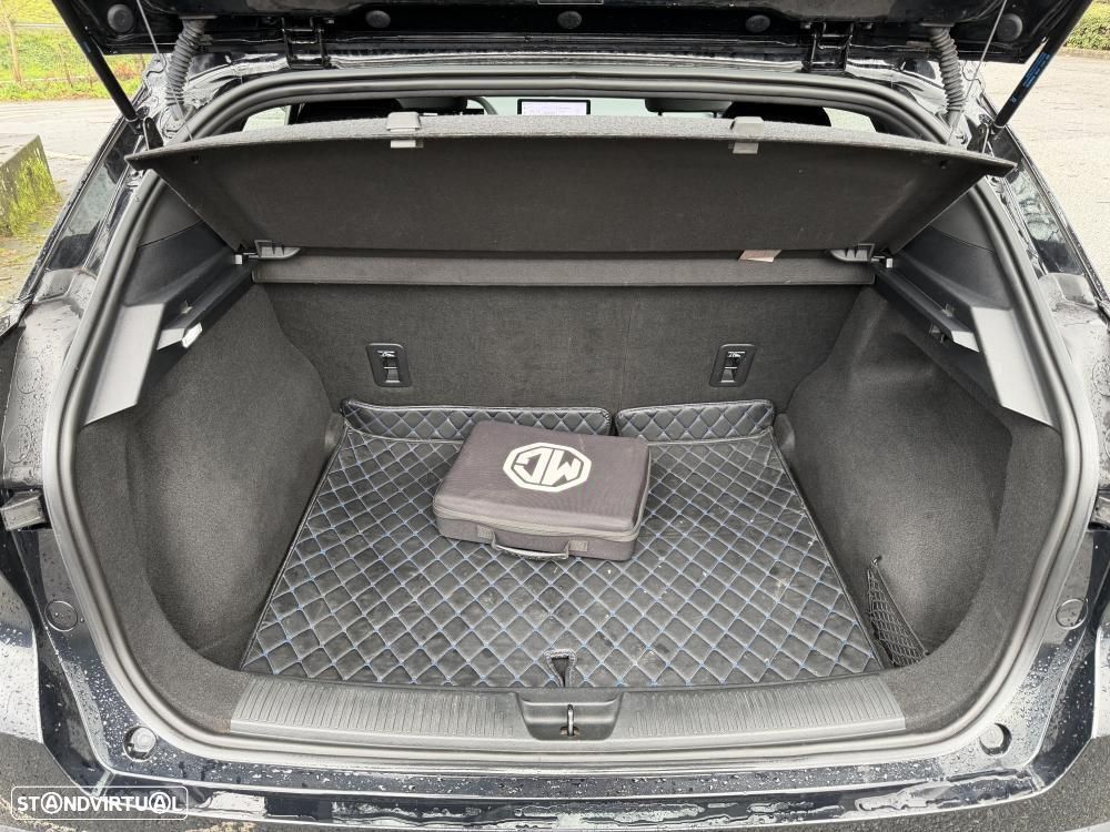 MG MG4 51 kWh Standard - 28