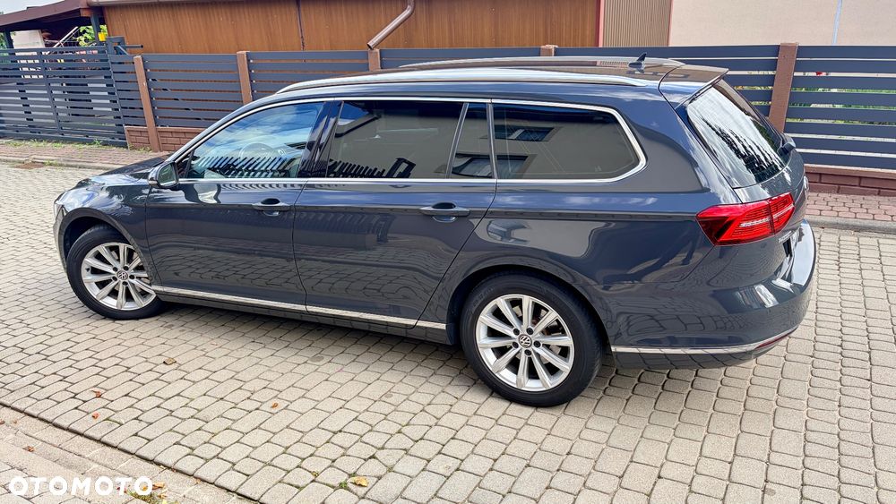 Volkswagen Passat 2.0 TDI SCR DSG Highline - 17