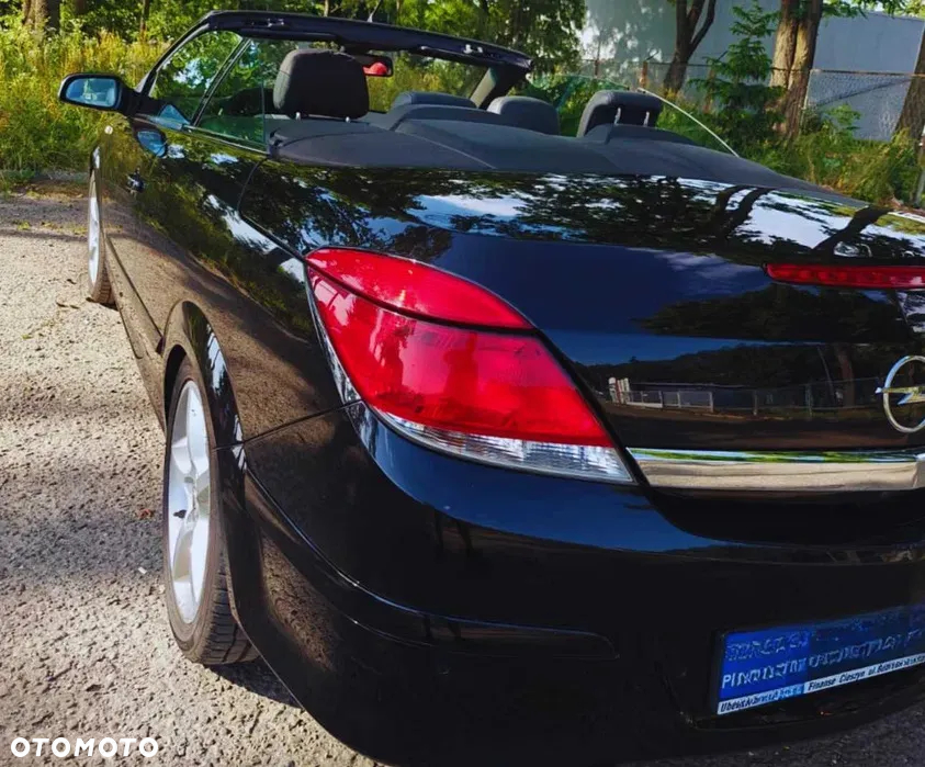 Opel Astra III GTC 1.9 CDTI Essentia - 5