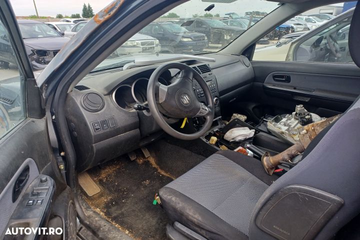 Carcasa filtru motorina 8200314483 1.9 D Suzuki Grand Vitara 2 [2005 - 7