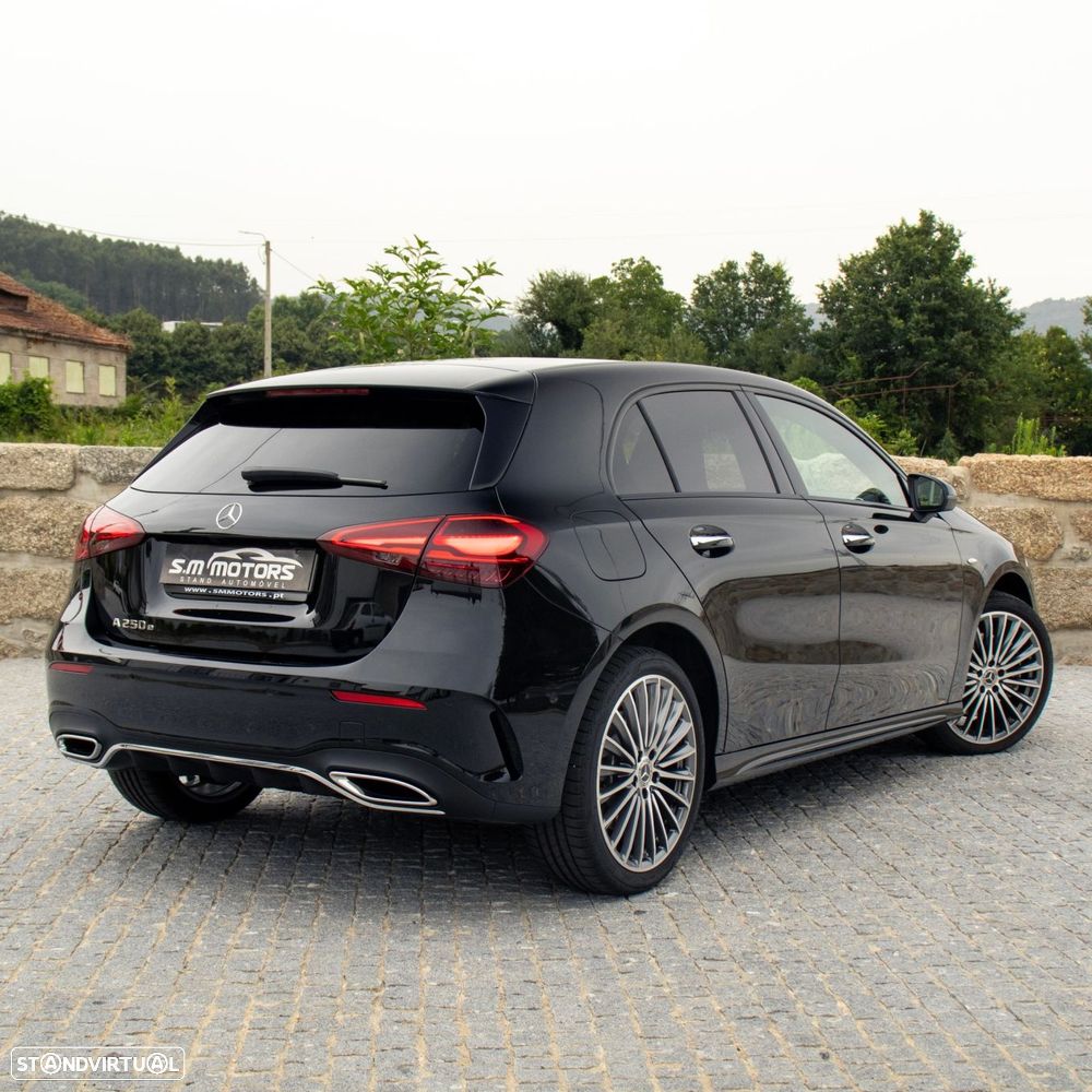 Mercedes-Benz A 250 e - 3