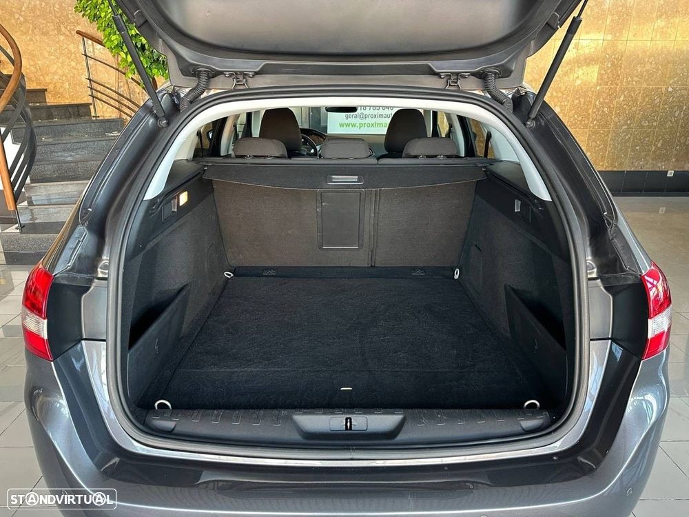 Peugeot 308 SW 1.5 BlueHDi Style - 12