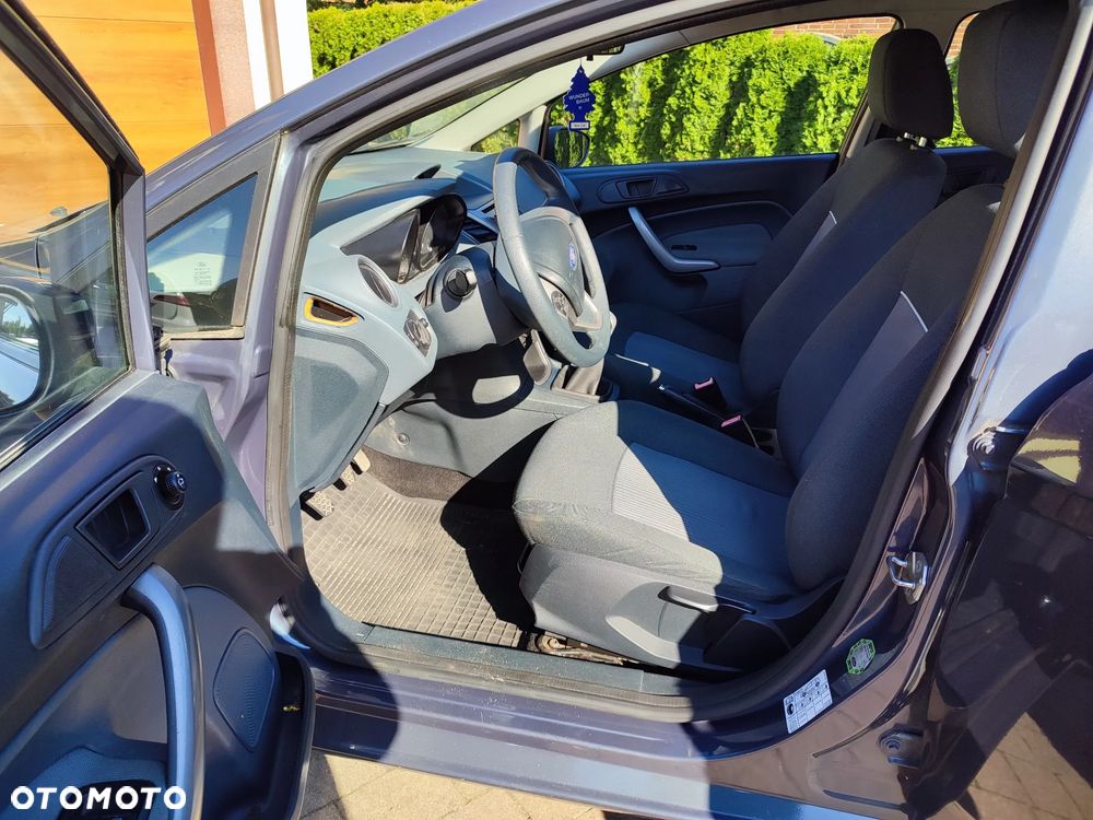 Ford Fiesta 1.25 Trend EU5 - 10