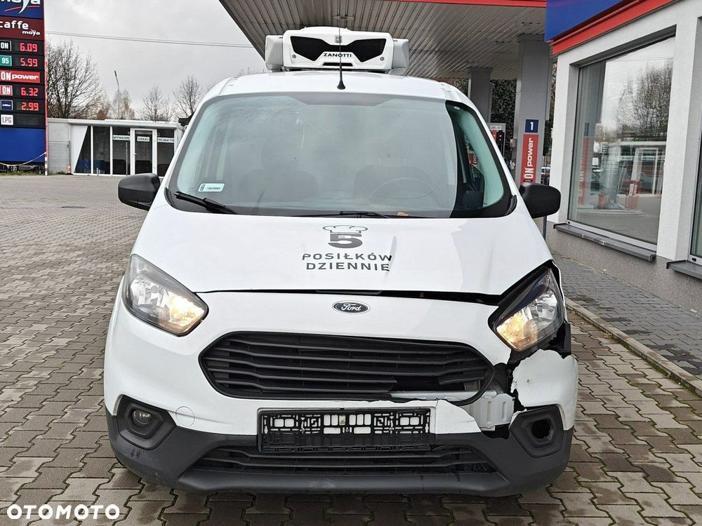 Ford Transit Courier - 2