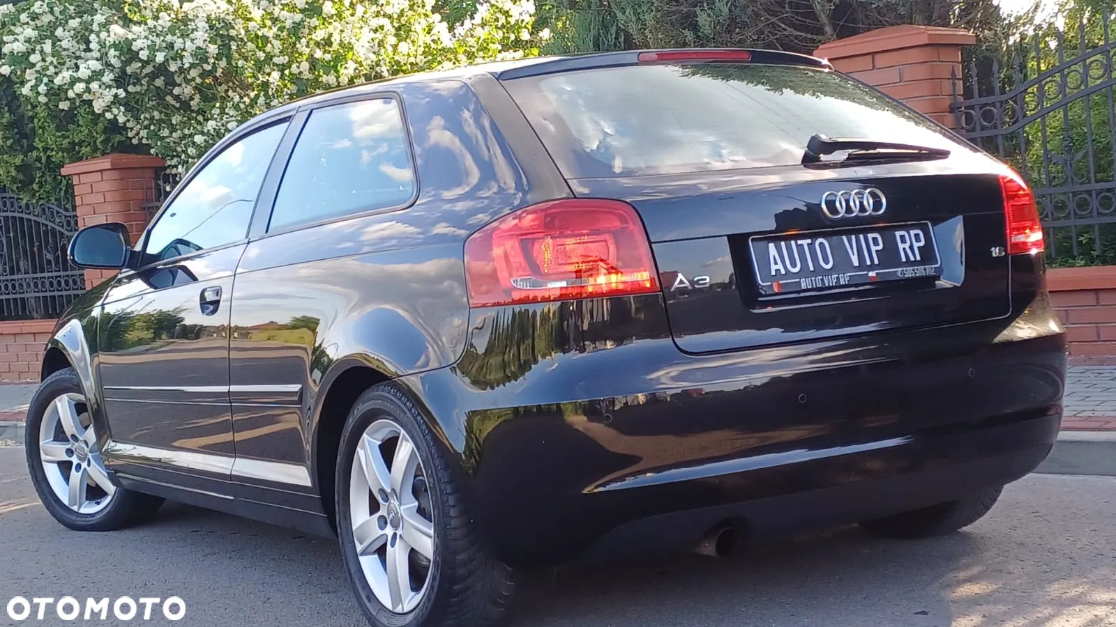 Audi A3 1.6 Attraction - 12