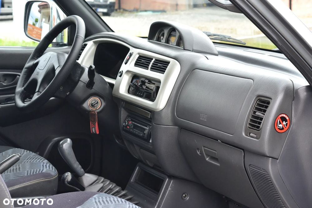 Mitsubishi L200 2.5 TDI GLS 4WD DoubleCab - 12