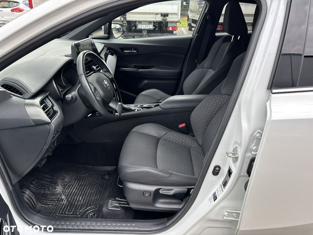 Toyota C-HR 1.8 Hybrid GPF Style - 10