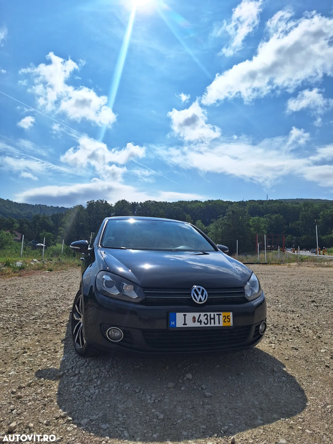Volkswagen Golf 2.0 TDI Comfortline DSG - 2