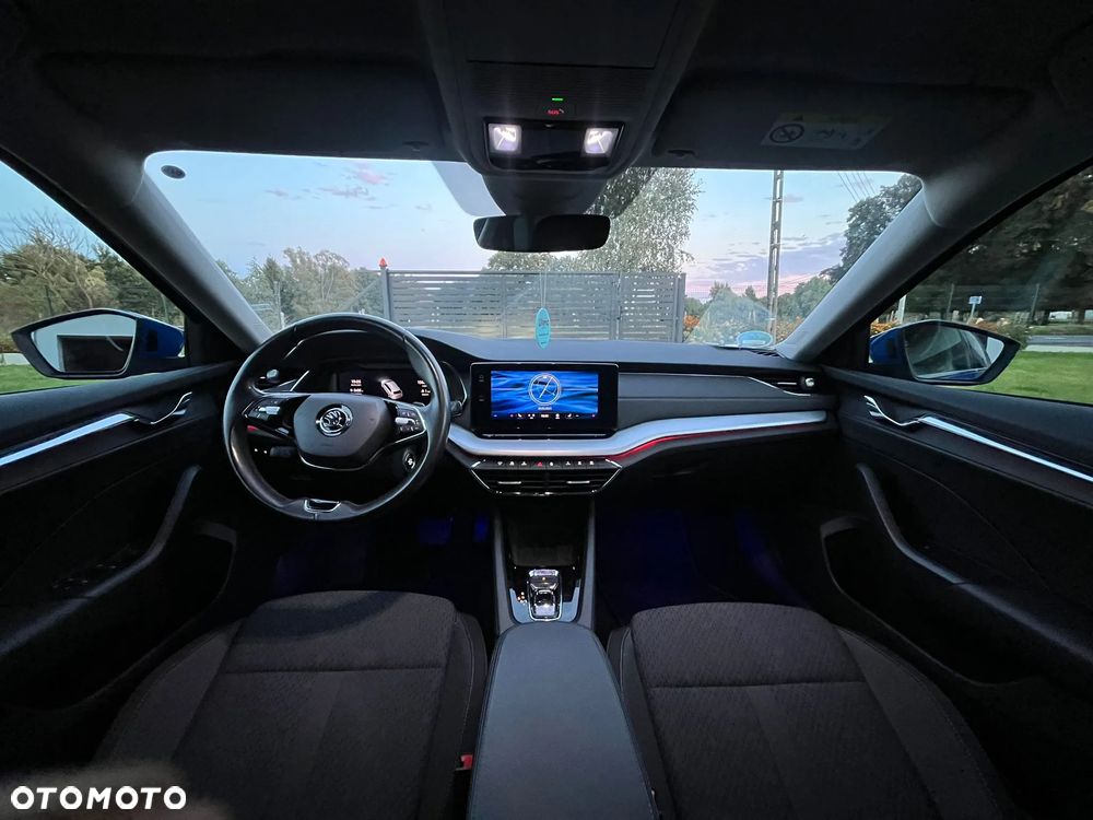 Skoda Octavia 2.0 TDI Ambition DSG - 8