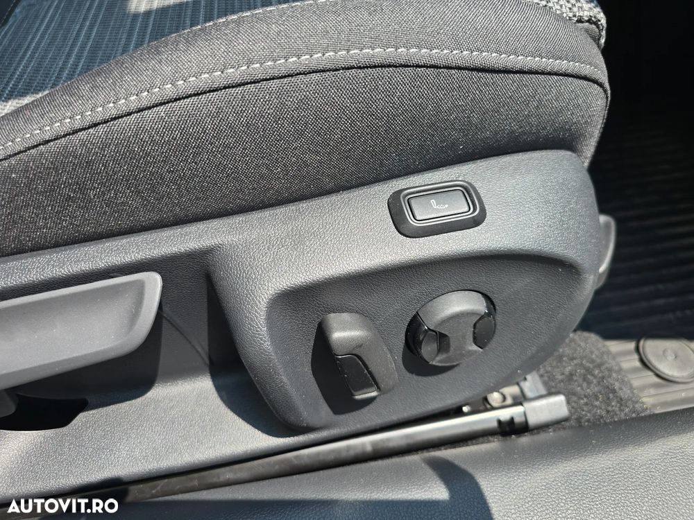 Skoda Superb 2.0 TDI 193 CP 4x4 DSG Selection - 25