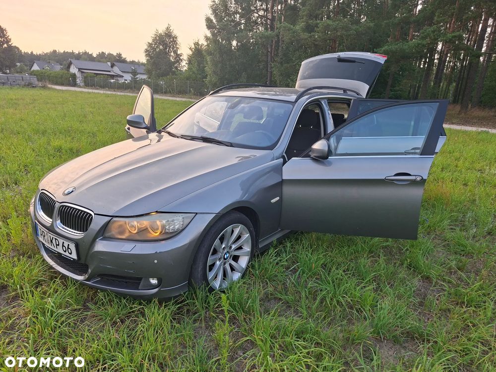 BMW Seria 3 330d xDrive - 15
