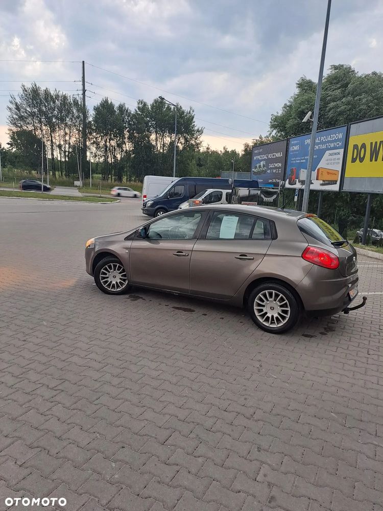 Fiat Bravo 1.6 Multijet 16V DPF Pur-O2 Dynamic - 11