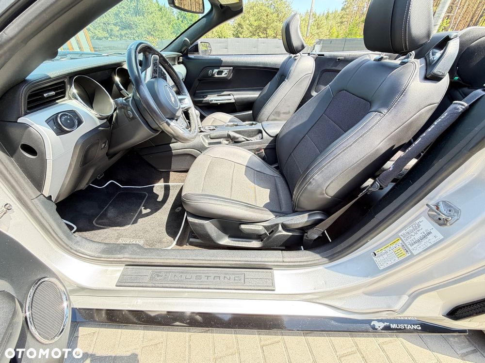 Ford Mustang 3.7 V6 - 7
