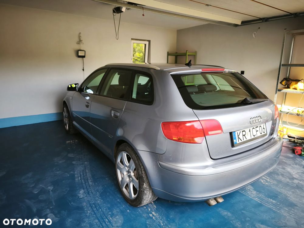 Audi A3 Sportback - 3