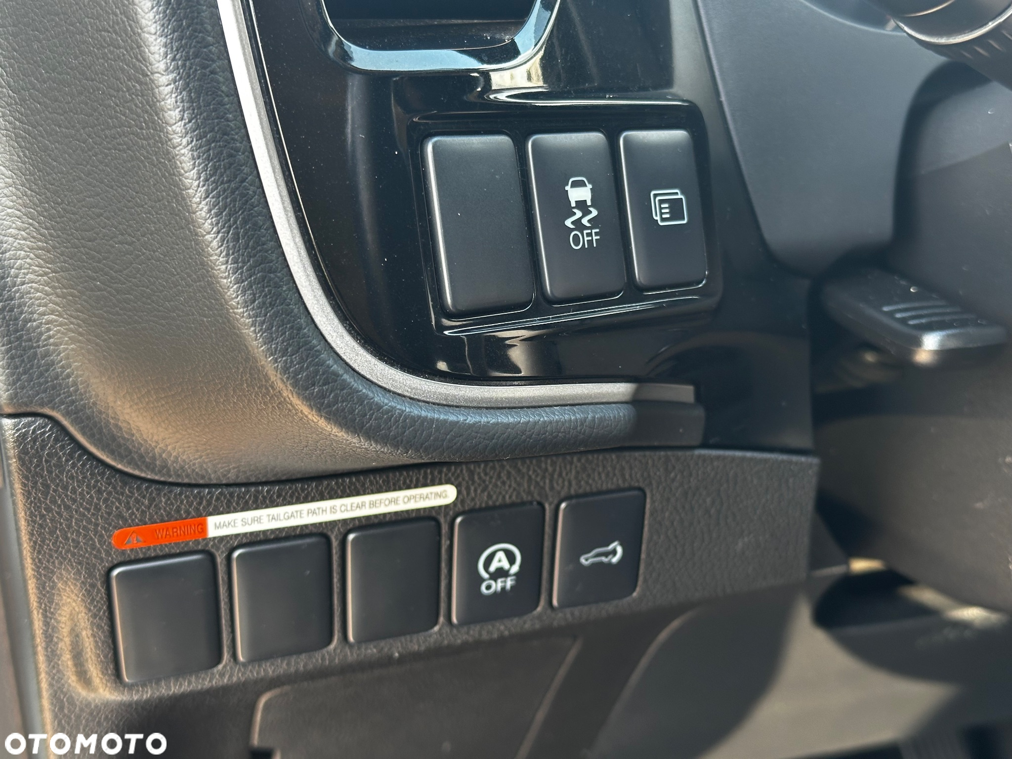 Mitsubishi Outlander 2.0 Intense + - 29