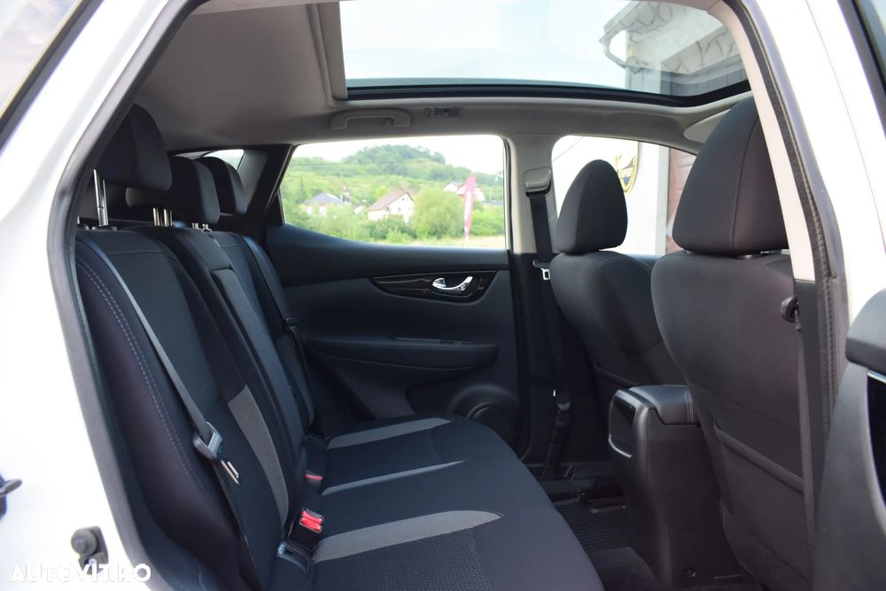 Nissan Qashqai 1.3 DIG-T DCT N-TEC - 12