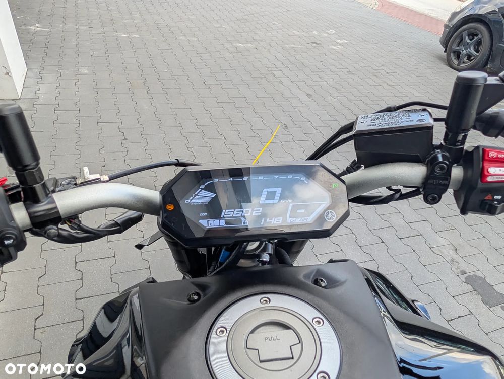 Yamaha MT - 17