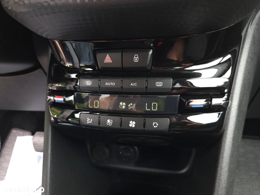 Peugeot 2008 PureTech 82 Style - 29