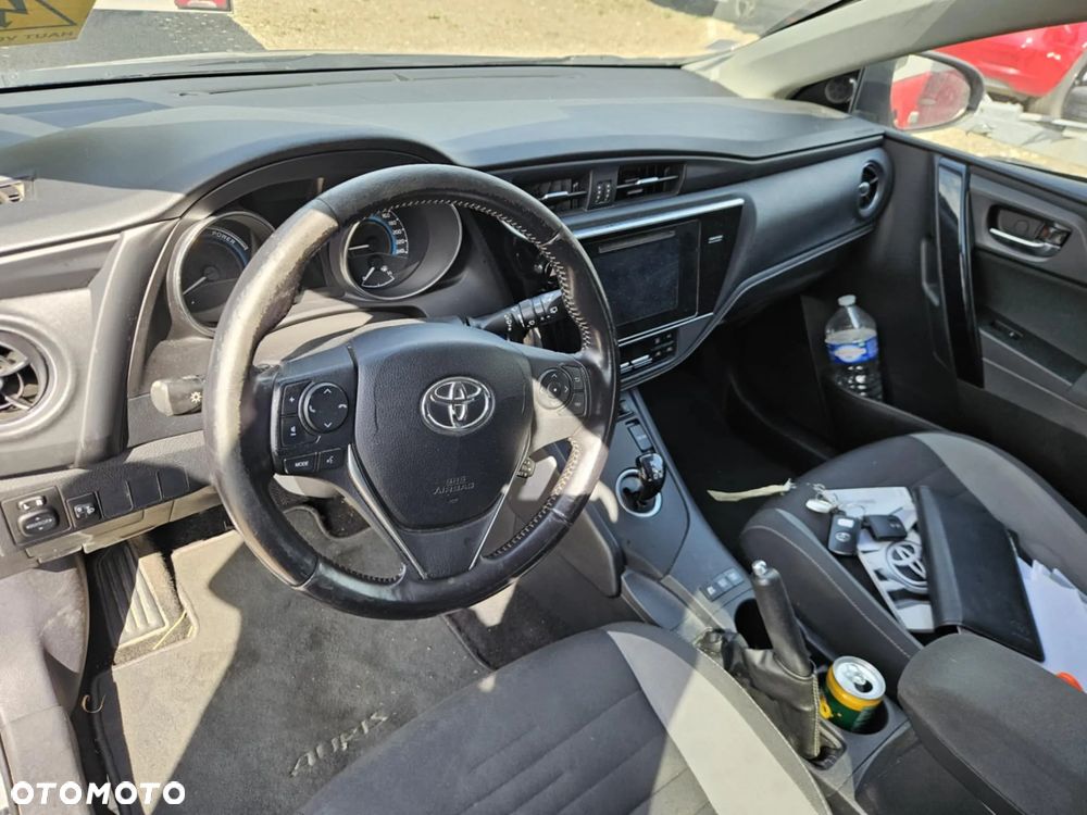 Toyota Auris 1.8 VVT-i Hybrid Automatik Design Edition - 5