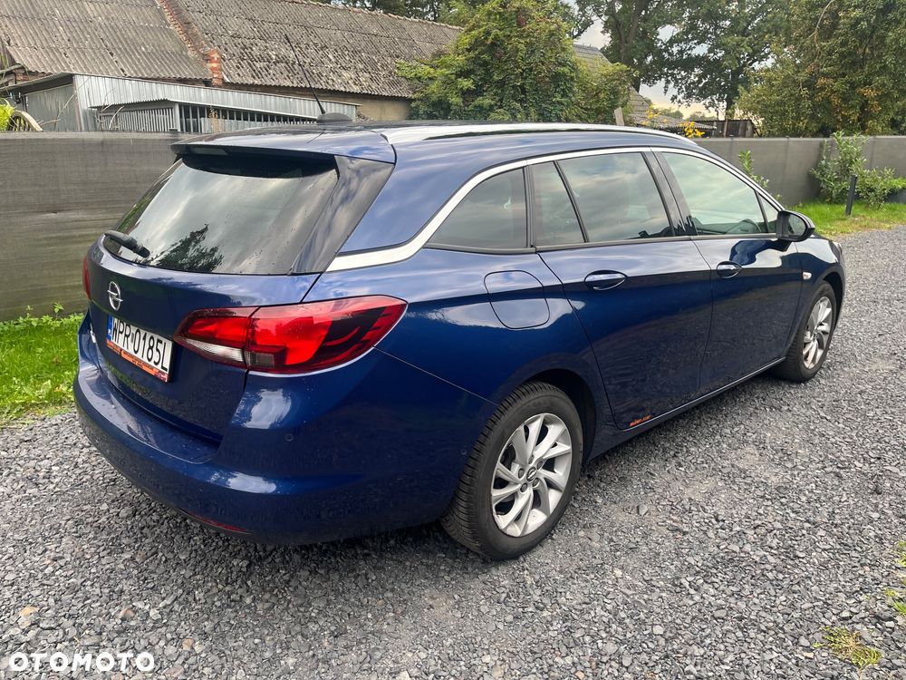 Opel Astra 2021 photo 4