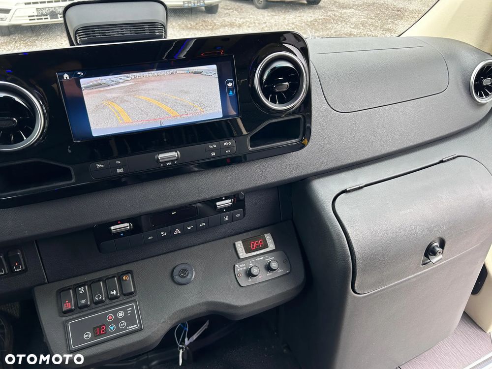 Mercedes-Benz Sprinter 519 - 17