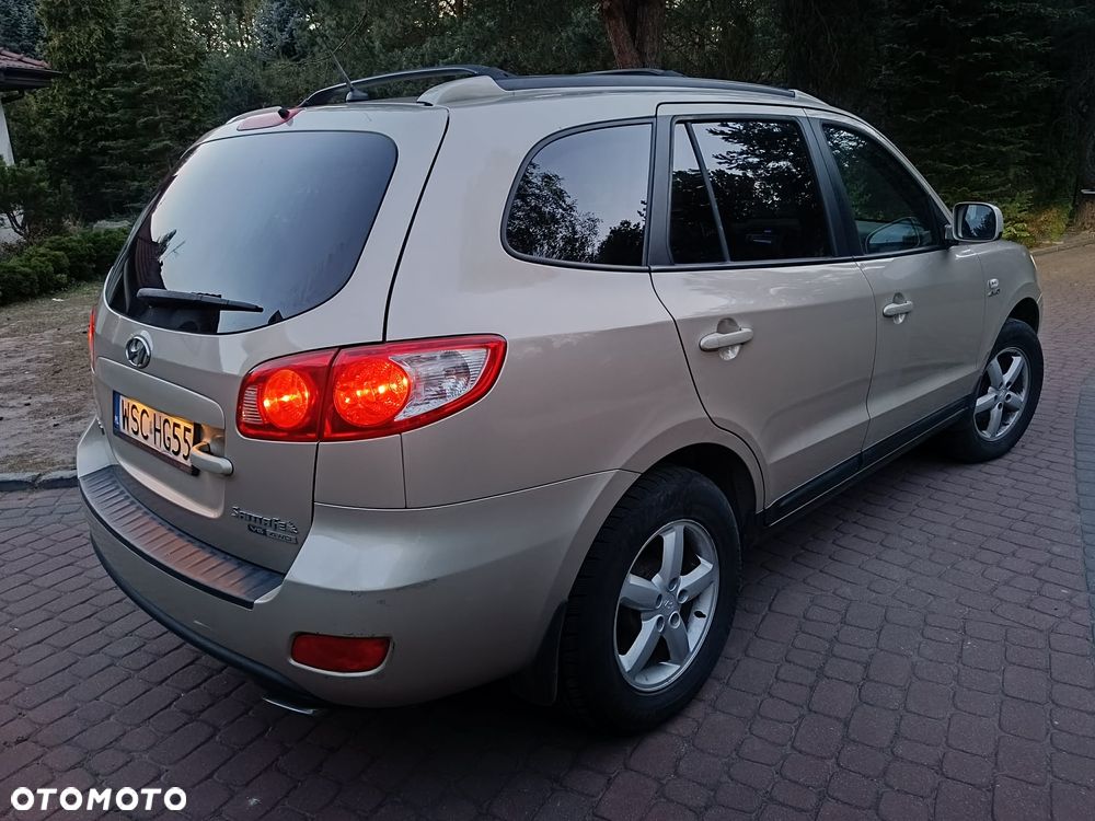 Hyundai Santa Fe - 3