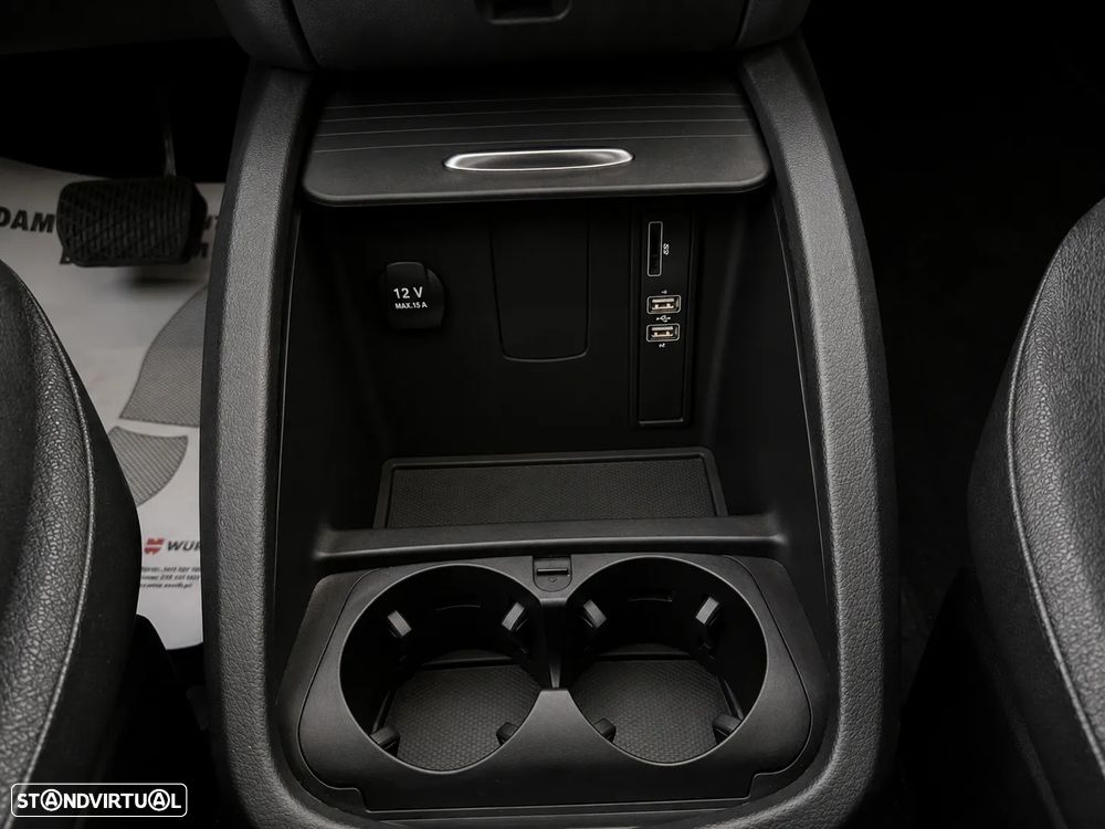 Mercedes-Benz V 220 d Longo Avantgarde Aut. - 31