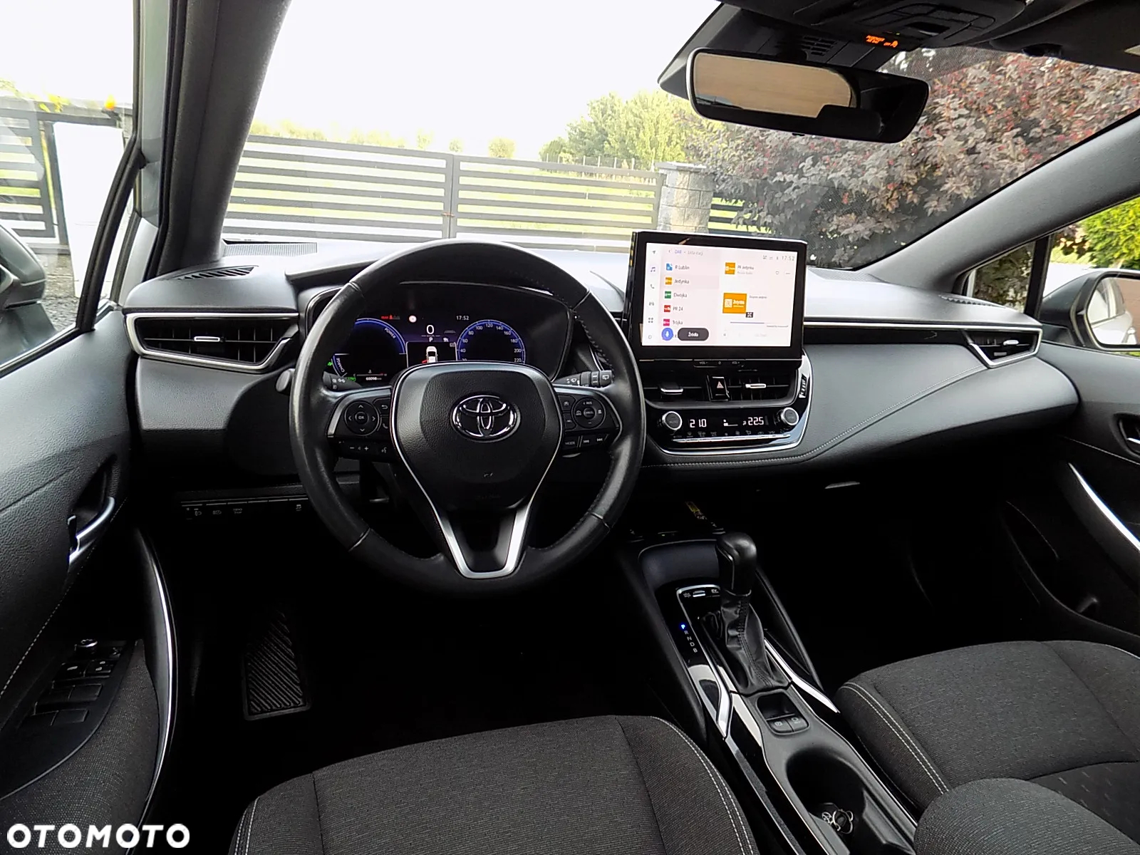 Toyota Corolla - 28