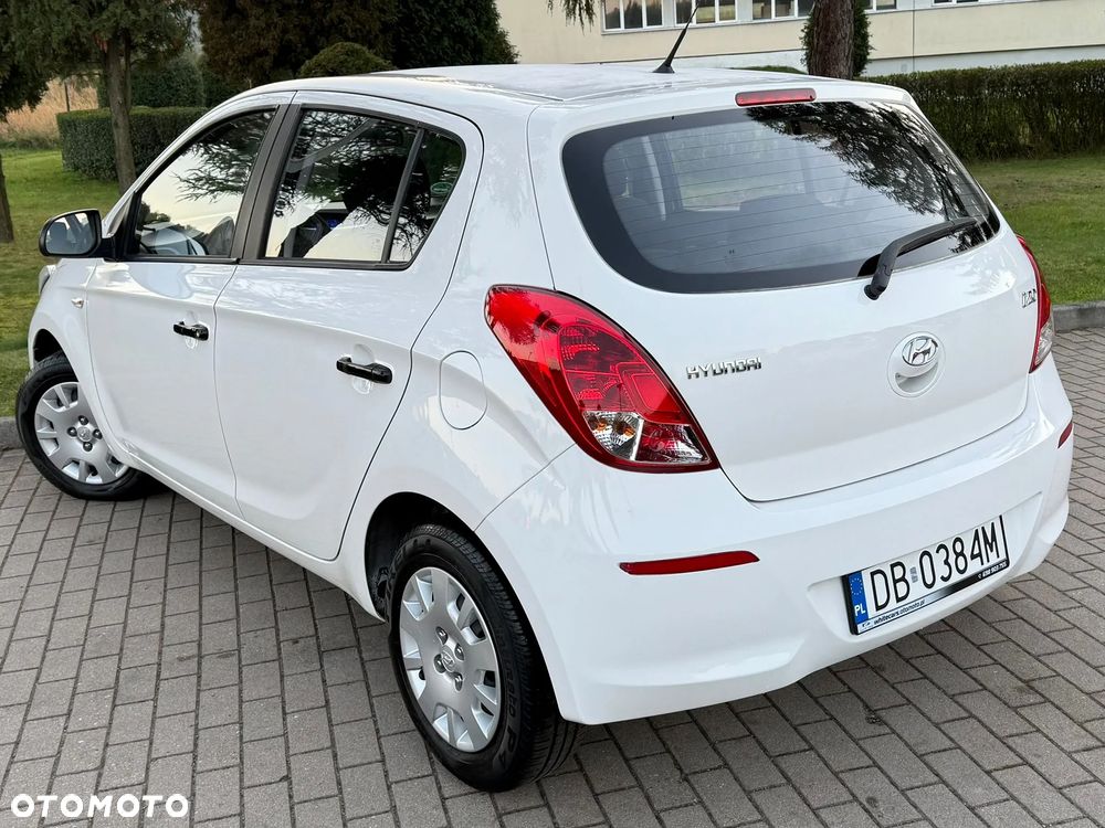 Hyundai i20 1.25 Classic + - 18