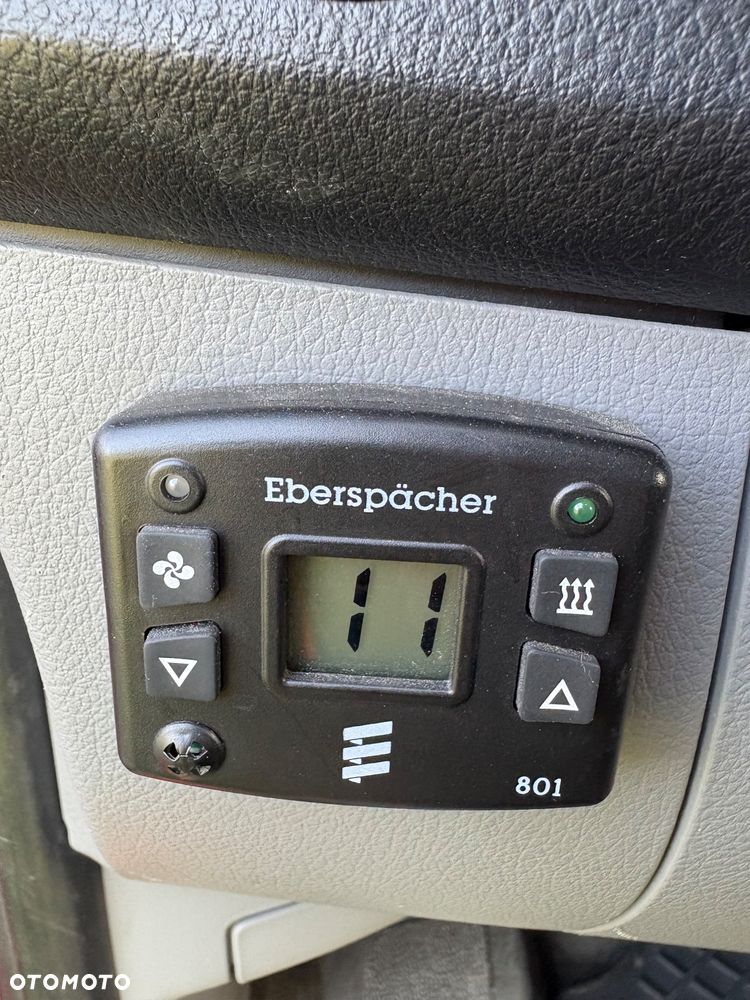 Mercedes-Benz Sprinter - 14