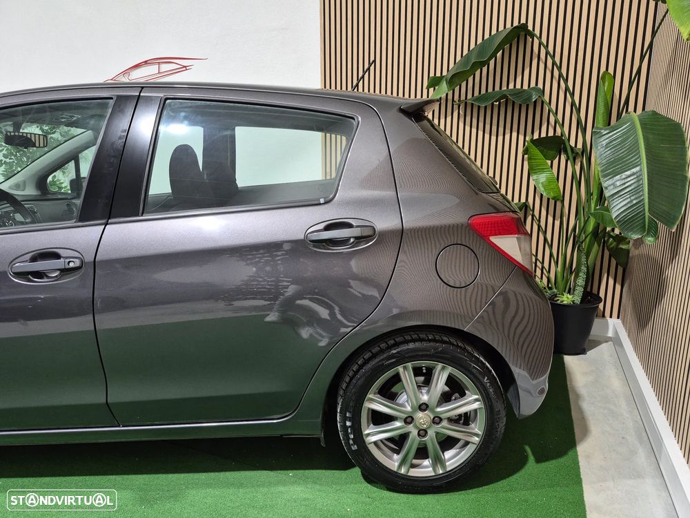 Toyota Yaris 1.4 D-4D Sport+P.Techno - 3