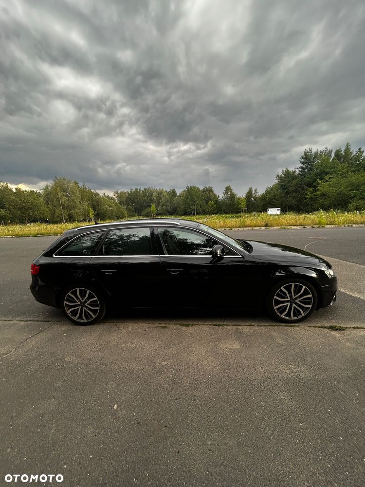 Audi A4 Avant 2.0 TDI Quattro - 13