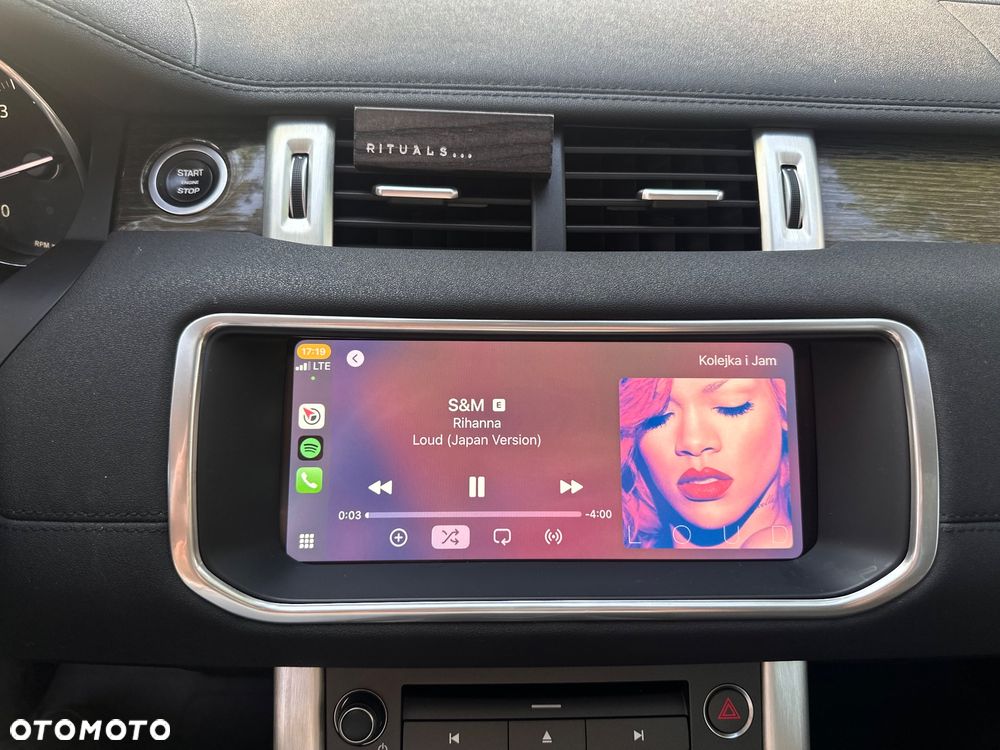 Land Rover Range Rover Evoque P250 R-Dynamic - 32