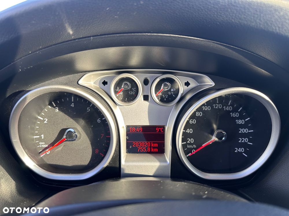 Ford Focus 1.6 Ambiente - 9