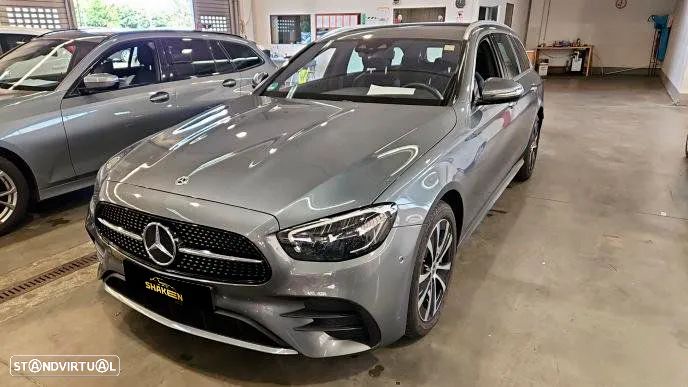 Mercedes-Benz E 300 de AMG Line - 1