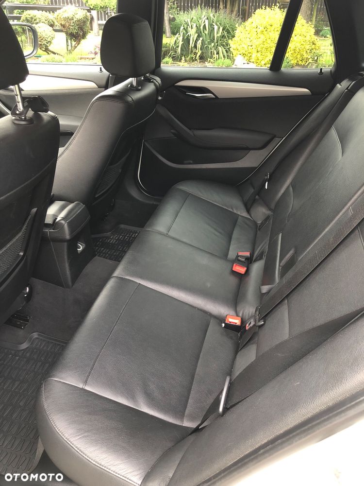 BMW X1 xDrive20d - 14