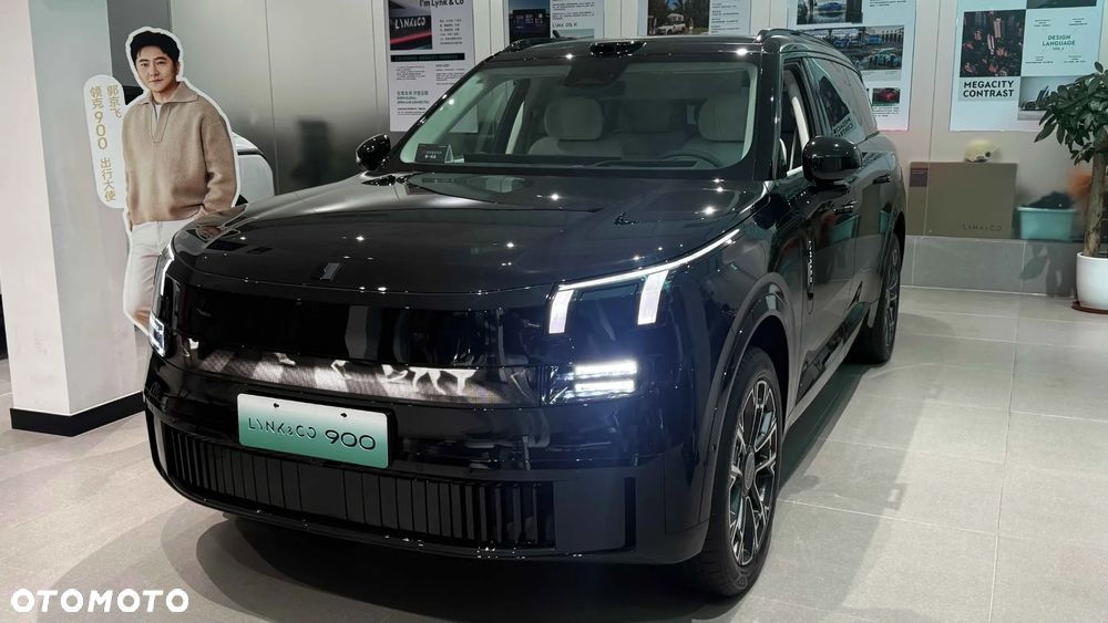 Lynk & Co 900 - 1