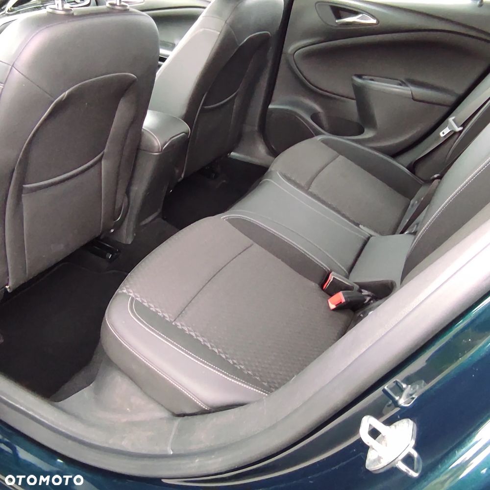 Opel Astra - 34