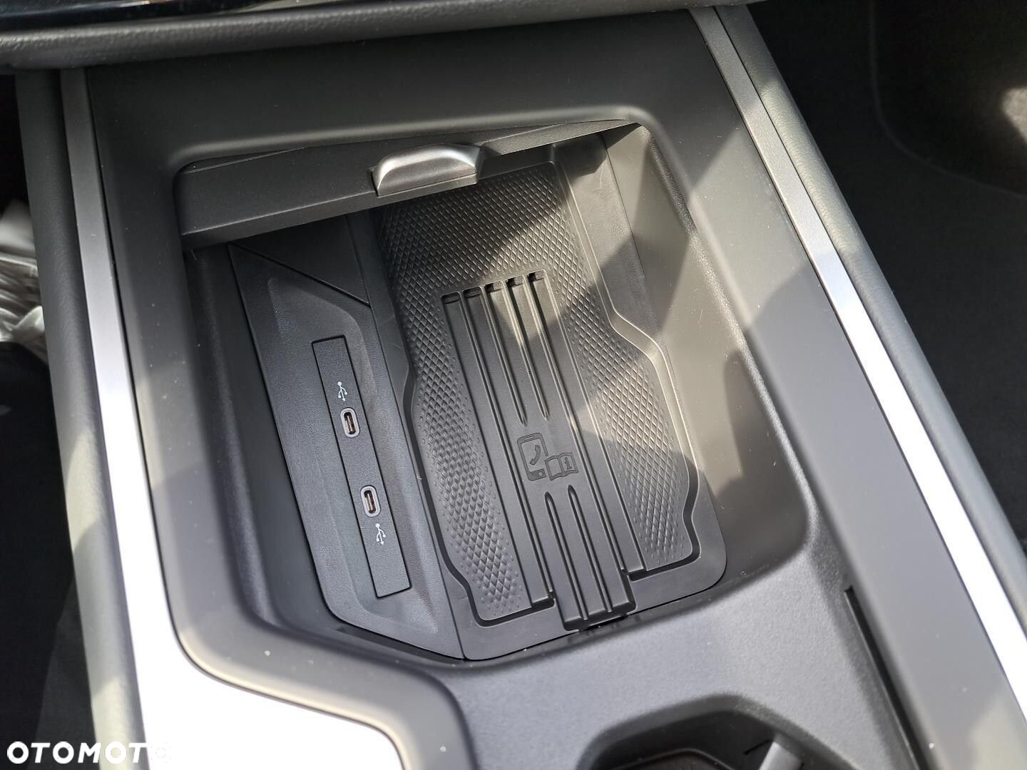 Volkswagen Passat - 30