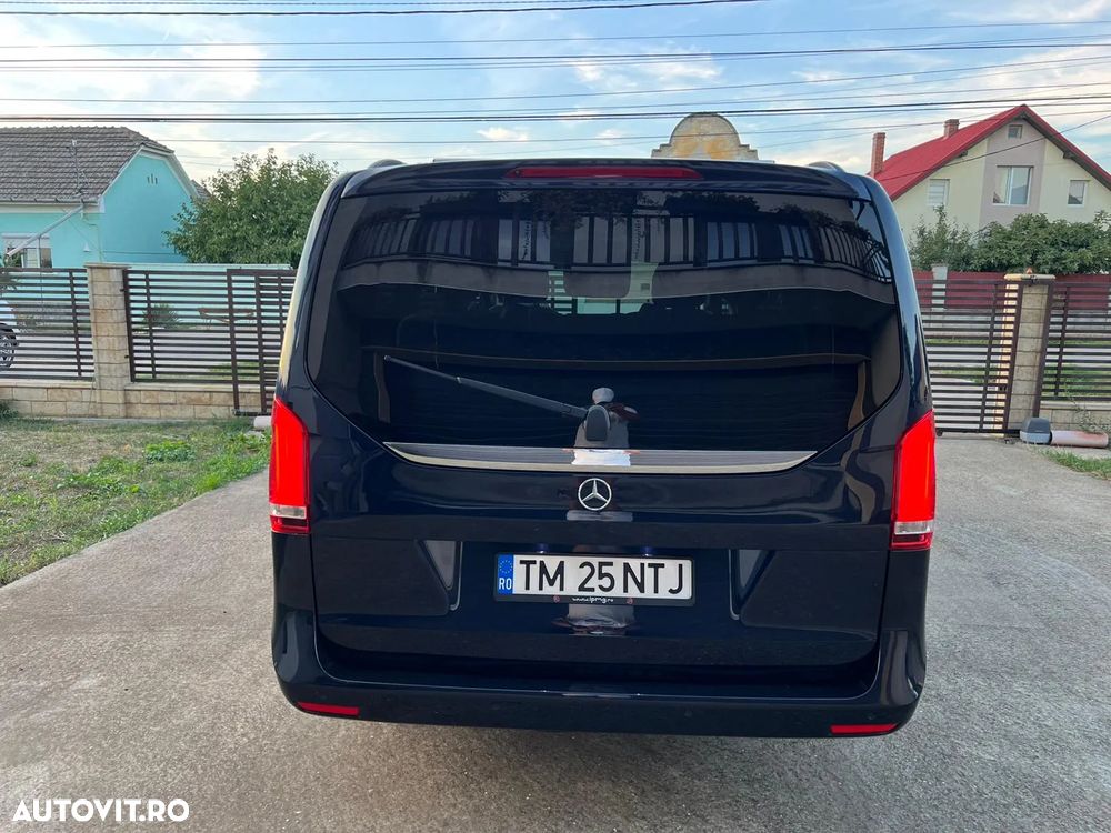 Mercedes-Benz V - 16