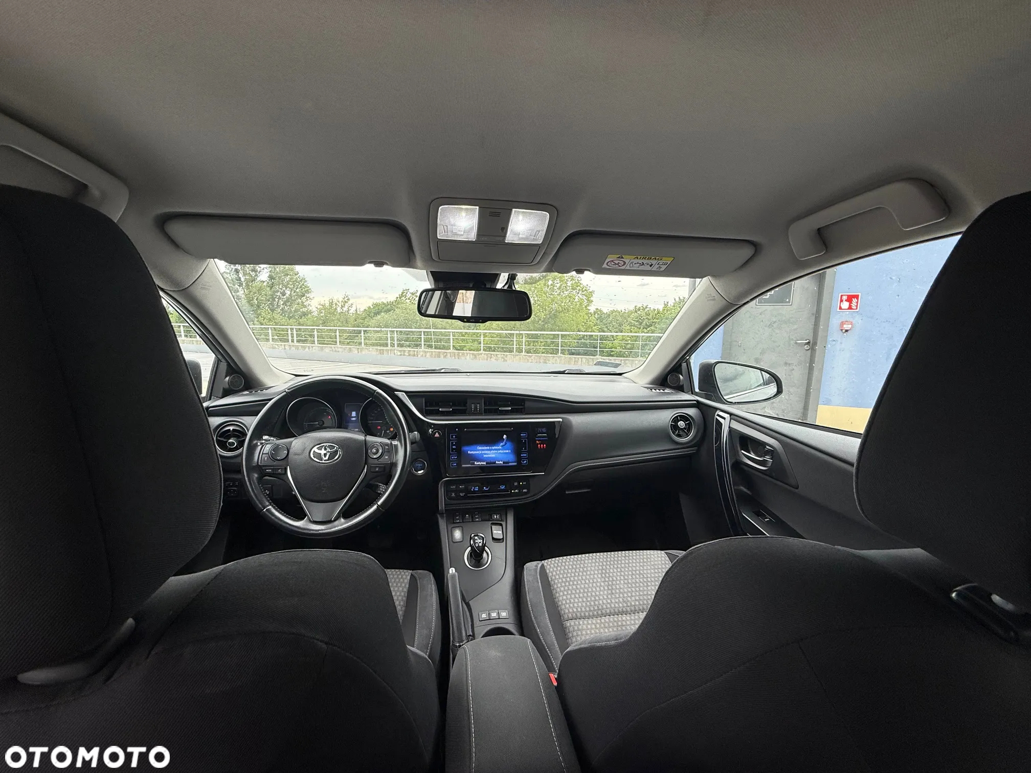 Toyota Auris 1.8 VVT-i Hybrid Automatik Edition-S - 8