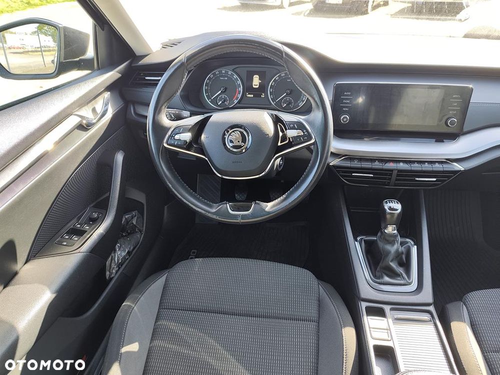 Skoda Octavia 2.0 TDI Ambition - 11