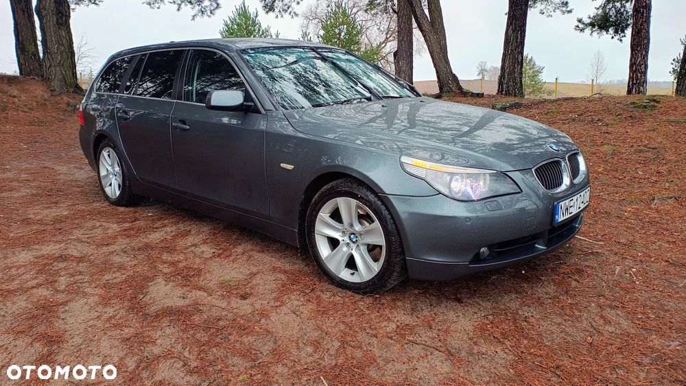 BMW Seria 5 545i - 4