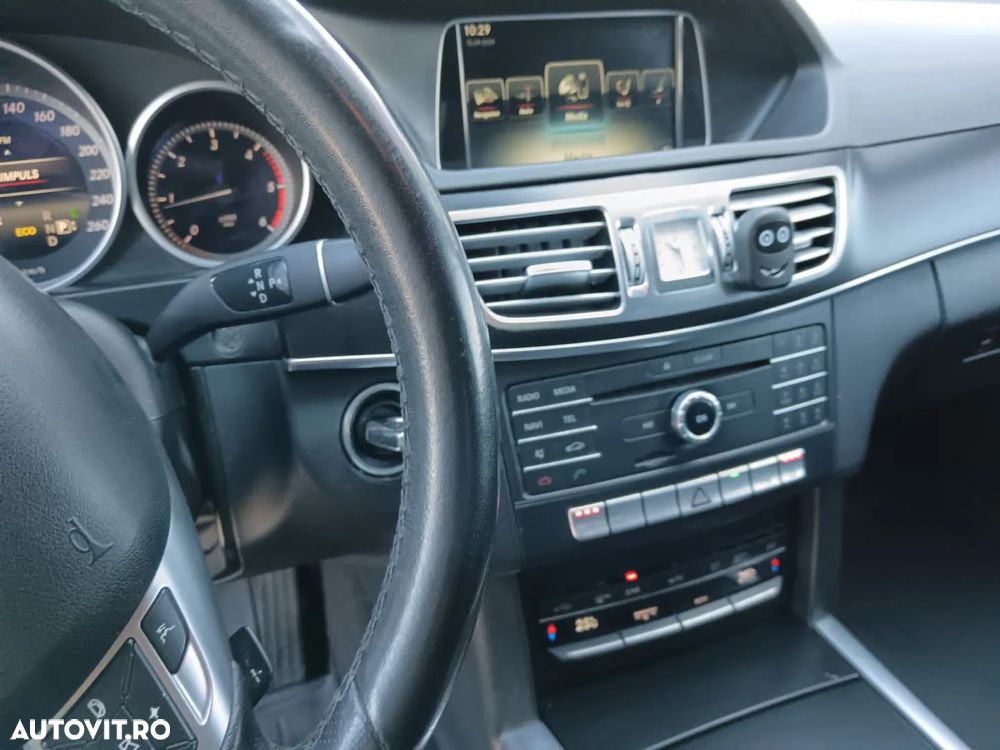 Mercedes-Benz E - 19
